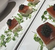 Yuerong Crispy Duck with Caviar Sauce