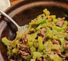 Stir-fried Beef with Bitter Melon