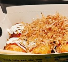 Classic Octopus Takoyaki (6 pieces)