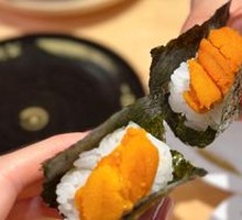 Sea Urchin Seaweed Roll