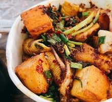 Spicy Skewers on Iron Plate