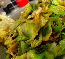 Spicy Pot-Braised Cabbage