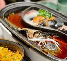 Boat-head Autumn Fish