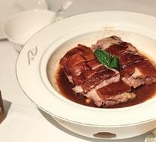 Traditional Braised Goose with Juice Injection