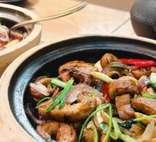 Signature Stir-Fried Intestines