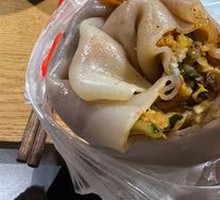 Vegetarian Wrap with Braised Pork and Boiled Egg