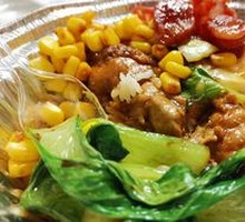 Stir-fried Chicken with Sausage Claypot Rice