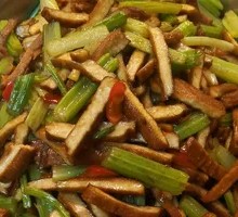 Smoked Tofu with Celery