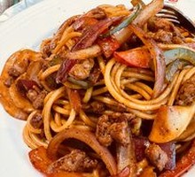 Black Pepper Beef Noodles