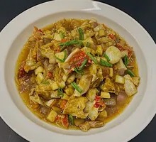 Crab Bone Sauce with Roe