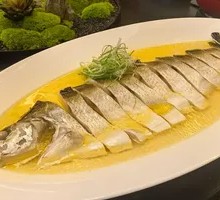 Chicken-Flavored Large White Fish