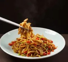 Sour Radish Stir-Fried Beef Tripe