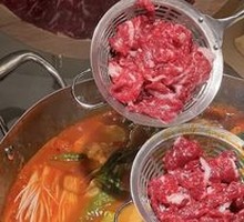 Longevity Village Pea Shoots with Beef Tenderloin