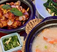 Signature Scallop Shrimp Crab Rice Porridge