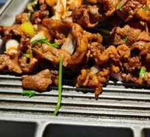 Signature Beijing-style Roast Meat