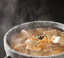 Sea Urchin Tofu in Stone Pot