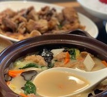 Beijing Crispy Meat Pot