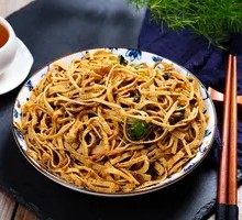 Braised Tofu Skin Noodles