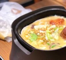 Crossing-the-bridge Rice Noodles