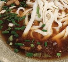 Signature Braised Pork Noodles