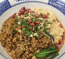 Meat Sauce Spaghetti with Peas