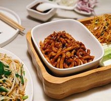 Beijing-style Shredded Pork in Soy Sauce