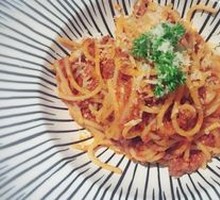 Traditional Beef Sauce Pasta