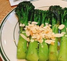 Olive Oil Roasted Broccoli