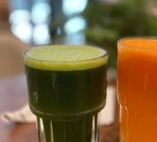 Kale and Honeydew Melon Juice