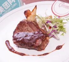 Pan-Seared Ribeye Steak with Black Pepper Sauce