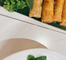 Classic Fried Spring Rolls