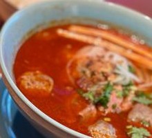 Spicy Sour Beef Noodles