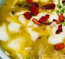 Sour Cabbage with Small Fish (Pangasius)