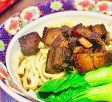 Refined Stewed Meat Noodles