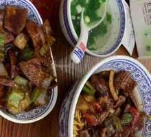 Stir-fried Pig Intestines and Eel Noodles
