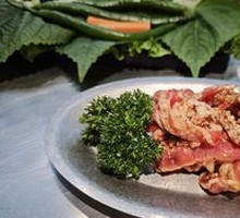 Secret-Recipe Beef with Fat and Lean