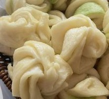 Special Flower-shaped Bun