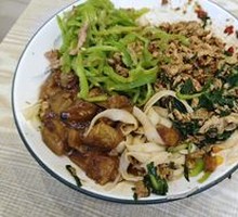 Custom Noodles with Sauce