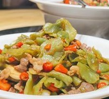 Stir-fried Crisp Lettuce