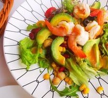 Avocado and Shrimp Salad