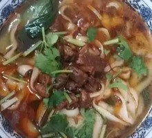 Braised Pork Diced Noodles