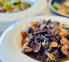 Chicken Stewed with Mushrooms