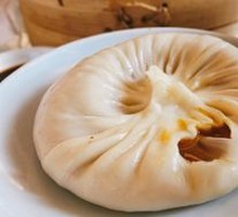 Crab Roe Soup Dumplings