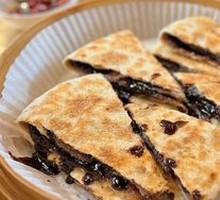 Golden Award Sesame Sauce Sweet Pancake