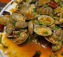 Spicy Stir-Fried Clams