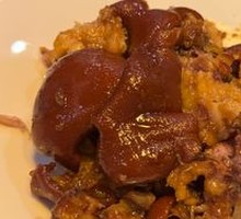 Shredded Pork Trotters