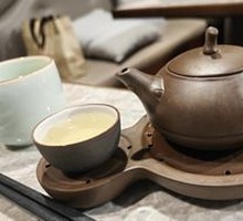 West Lotus Lily Old Duck Soup