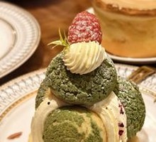 Tianshan Yunjie Puff Cake Tower