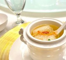 Clear Stewed Bamboo Fungus Soup