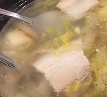 Sour Cabbage and Pork in Clay Pot